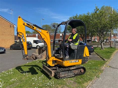 mini digger hire tadworth|self drive mini digger hire.